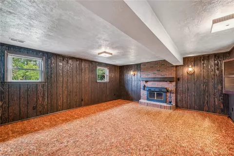 732 Valley View Rd, Eighty Four, PA 15330 photo 24