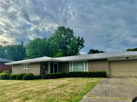 118 Pleasant Valley Blvd, Belle Vernon, PA 15012