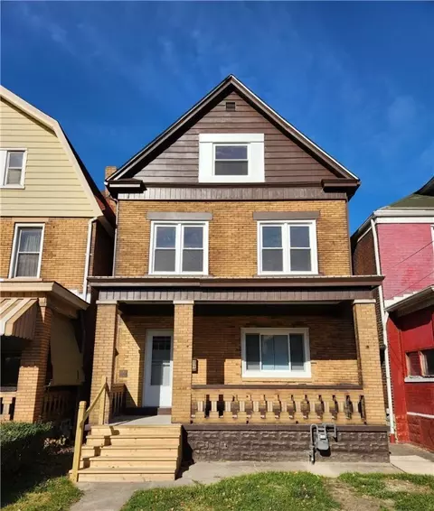 609 Sunnyside Ave, East Pittsburgh, PA 15112