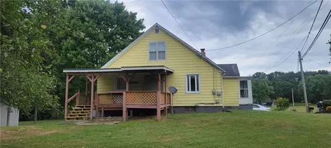 111 Walkchalk Rd, Kittanning, PA 16201