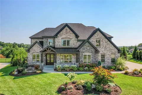 180 Wellington Cir, Mcmurray, PA 15317