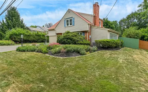 Exterior - 203 Siebert Rd, Pittsburgh, PA 15237 photo 10 of 10
