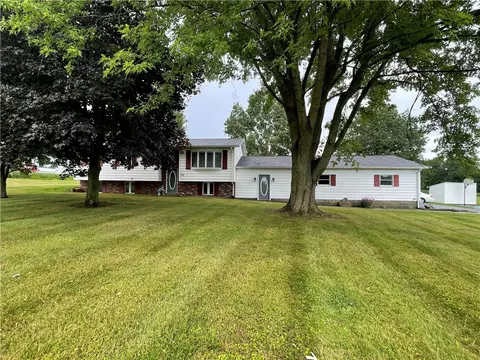 152 Obitz Rd, Sandy Lake, PA 16145