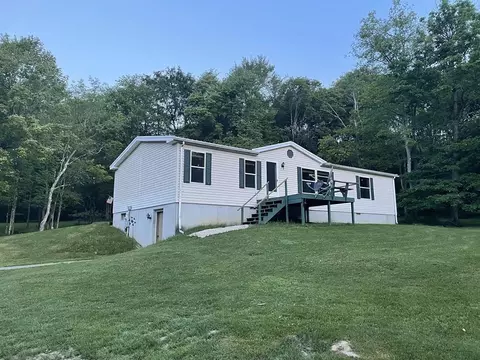 607 Cherrytree Rd, Titusville, PA 16354