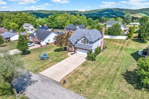 179 Washington Dr, Fayette City, PA 15438