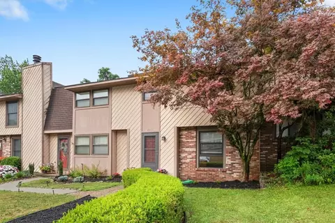 2023 Clearfork Rd, Bridgeville, PA 15017