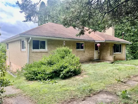 946 Herman, Herman, PA 16039