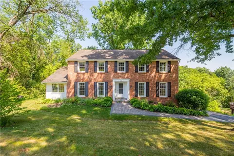 1681 Hathaway Ln, Pittsburgh, PA 15241