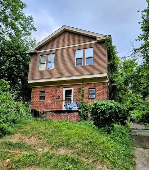 463 Winterburn Ave, Pittsburgh, PA 15207