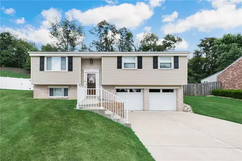 1086 Fiddleback Dr, Mckees Rocks, PA 15136