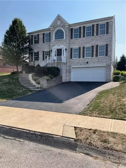 508 Saddle Ridge Dr, Irwin, PA 15642