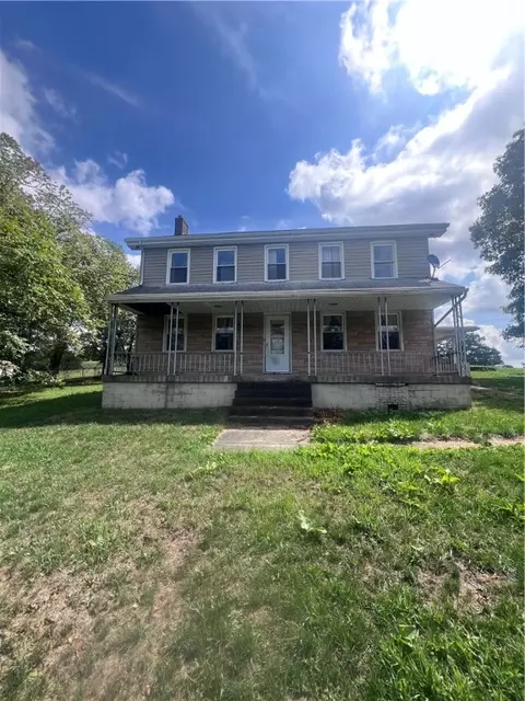 9 Huber Rd, Bentleyville, PA 15314