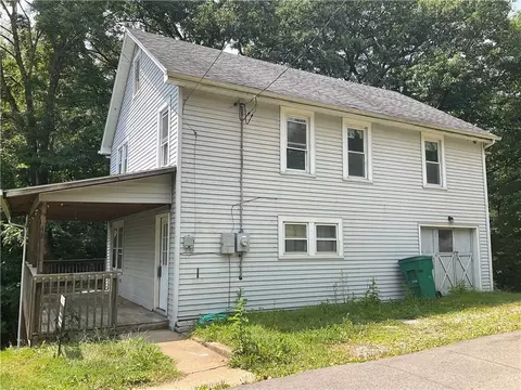 148 Forrest St, Petrolia, PA 16050