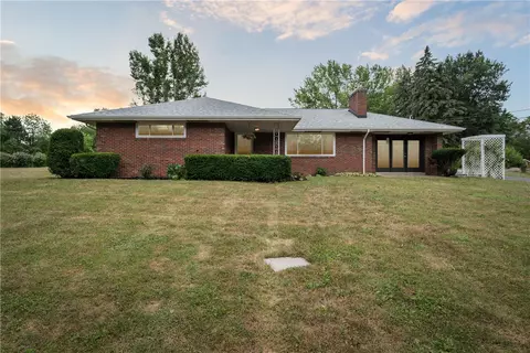 167 Foreman Rd, Freeport, PA 16229