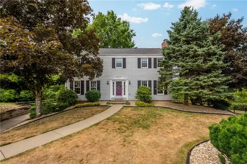 8621 Lexington Pl, Wexford, PA 15090