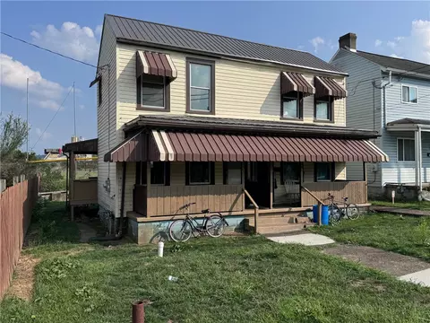 15-16 3rd St, Charleroi, PA 15022