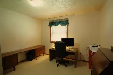 147 Scott Rd, Eighty Four, PA 15330 photo 19
