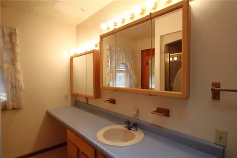 147 Scott Rd, Eighty Four, PA 15330 photo 16