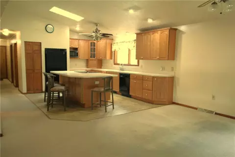 147 Scott Rd, Eighty Four, PA 15330 photo 7
