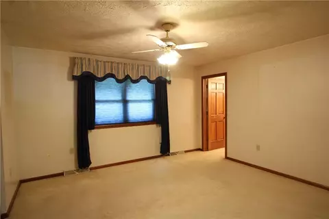 147 Scott Rd, Eighty Four, PA 15330 photo 14