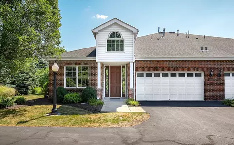 4802 Senate Ct, Valencia, PA 16059