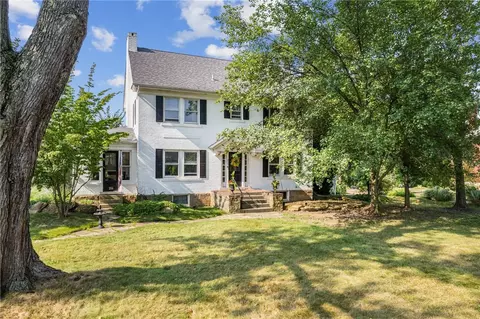 211 Belmont Rd, Butler, PA 16001