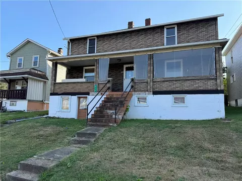 219 2nd St, West Leechburg, PA 15656
