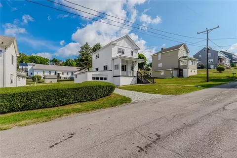 204 Jerome Ave, Jerome, PA 15937 photo 3