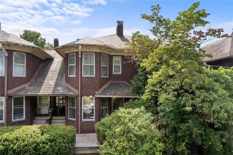 1402 N Negley Ave, Pittsburgh, PA 15206