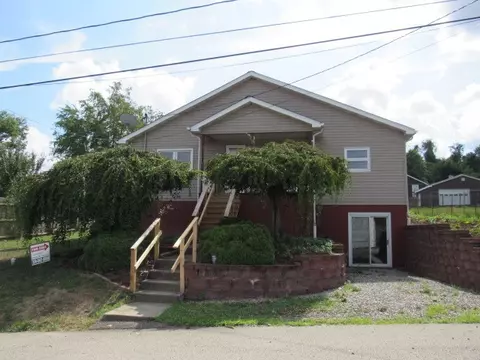 145 Front St, Blairsville, PA 15717