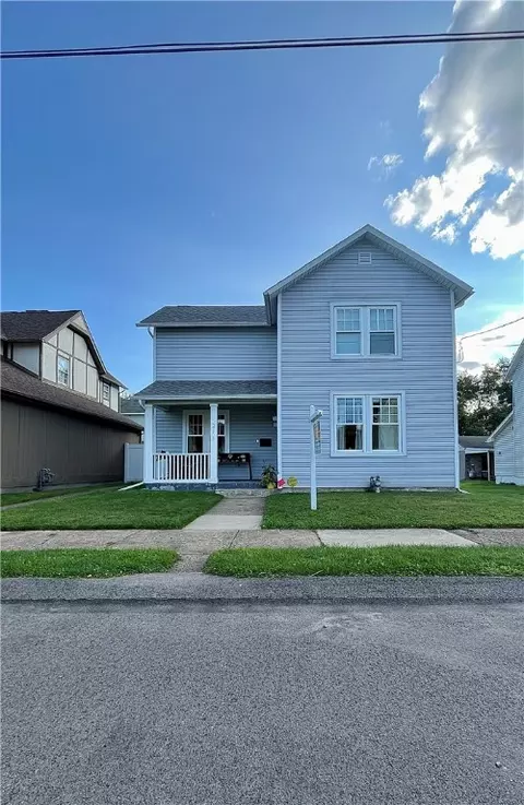 211 W Wabash Ave, New Castle, PA 16102