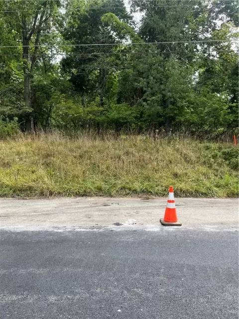 lot Apt 2 Murdoch St, Washington, PA 15301
