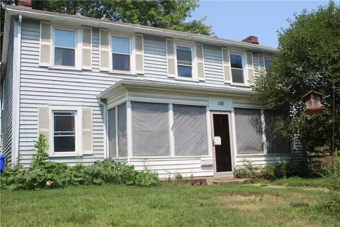 116 Pioneer Rd, Evans City, PA 16033