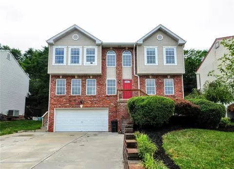 1318 Lucia Dr, Canonsburg, PA 15317