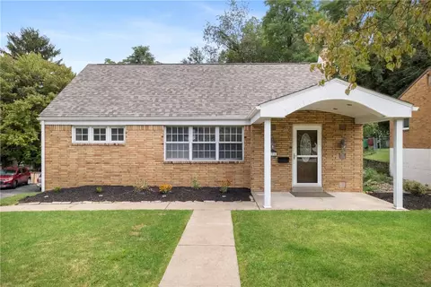 136 Cedarcove, Pittsburgh, PA 15227