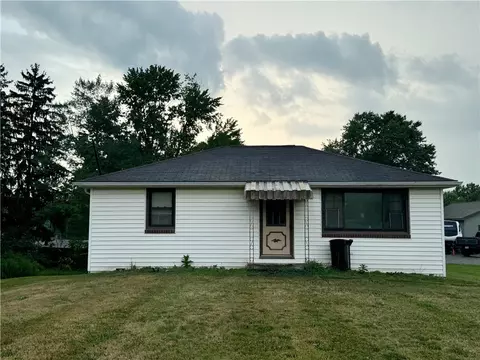 827 Liberty Street Ext, Grove City, PA 16127