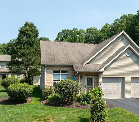 200 Lawnview Way, Greensburg, PA 15601