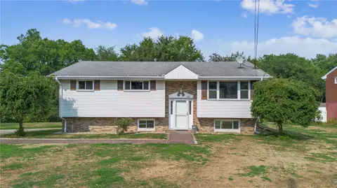 331 E Union Rd, Cheswick, PA 15024