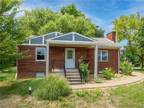 3219 Brodhead Rd, Aliquippa, PA 15001