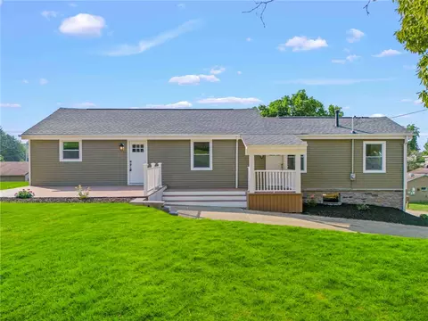 204 Kinney Dr, Aliquippa, PA 15001