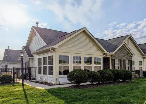 3204 Tudor Dr, Butler, PA 16001