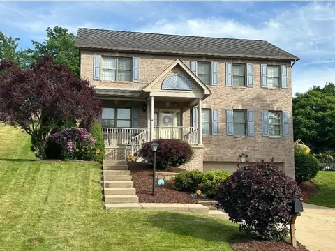 310 Thornwood Dr, Pittsburgh, PA 15239