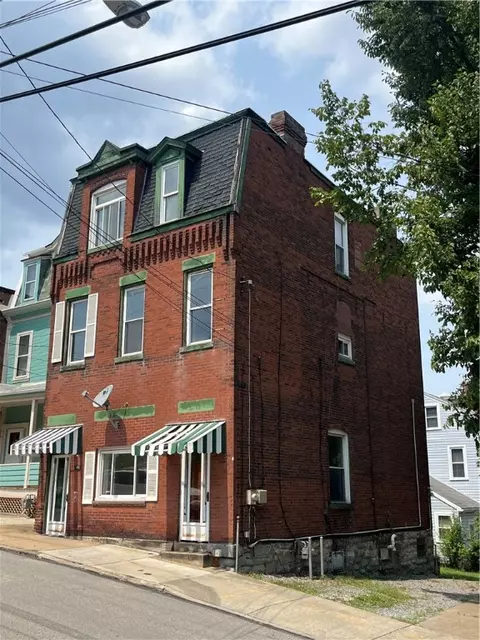 2307 Salisbury St, Pittsburgh, PA 15210