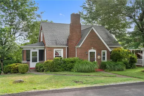 303 S Lincoln Ave, Greensburg, PA 15601