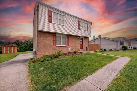 1515 Barry Dr, Irwin, PA 15642