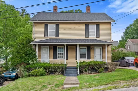 15-16 Ring St, Rural Ridge, PA 15075