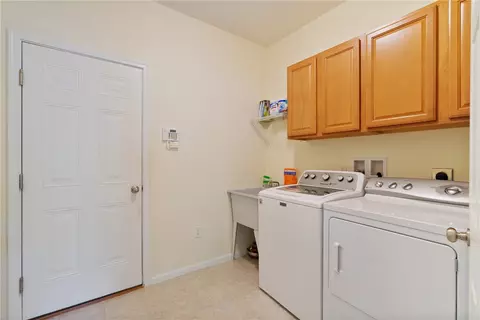 2220 Trefoil Dr, Export, PA 15632 photo 20