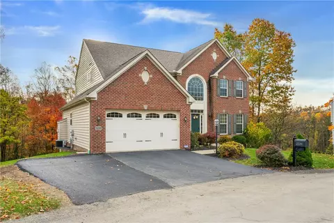 2220 Trefoil Dr, Export, PA 15632