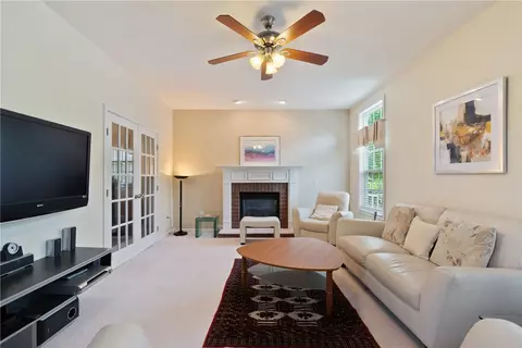2220 Trefoil Dr, Export, PA 15632 photo 17