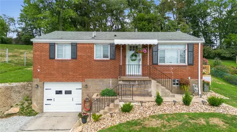 10901 Old Trail Rd, Irwin, PA 15642